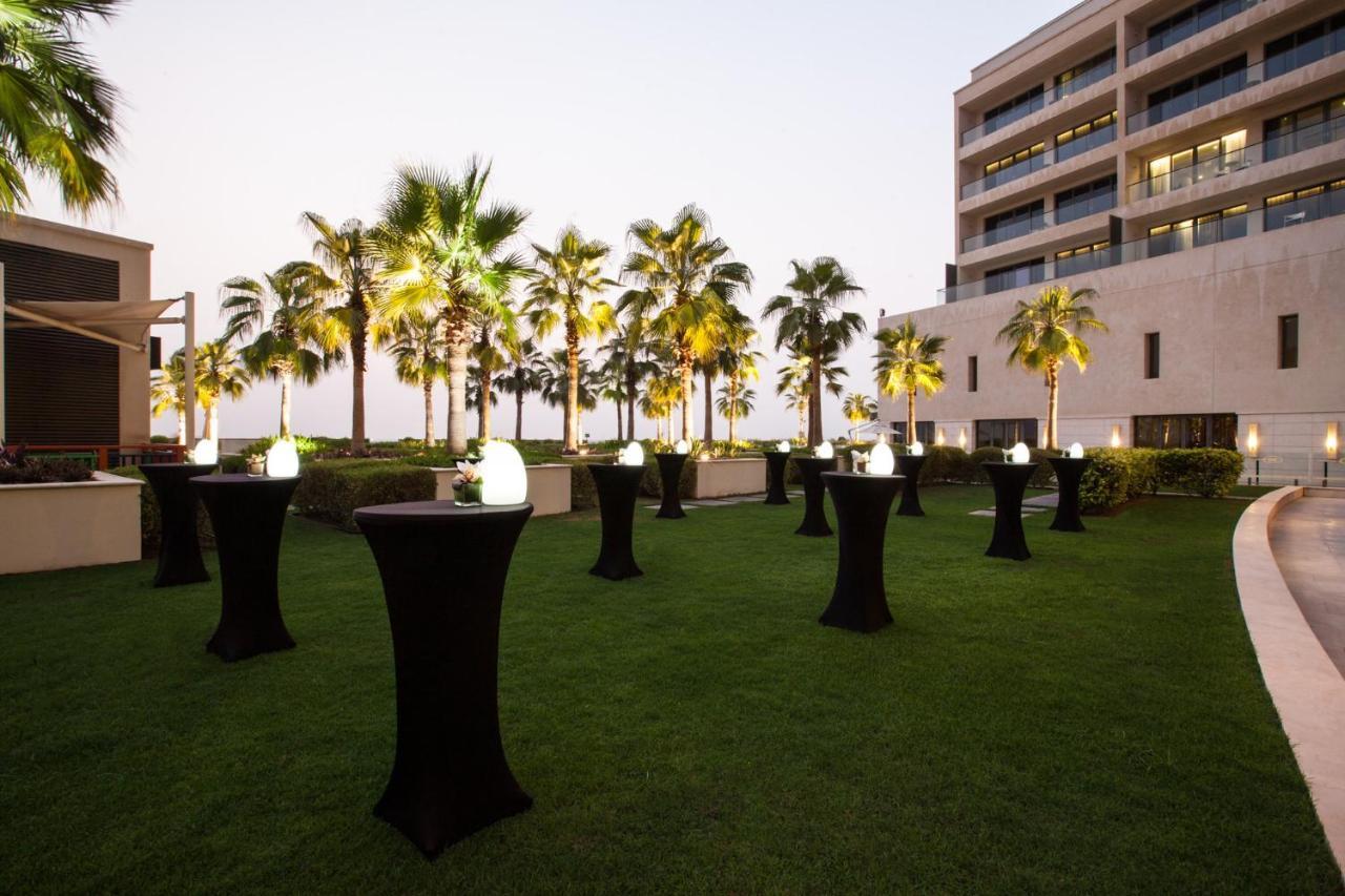 Crowne Plaza Yas Island By Ihg Hotel Абу Даби Екстериор снимка