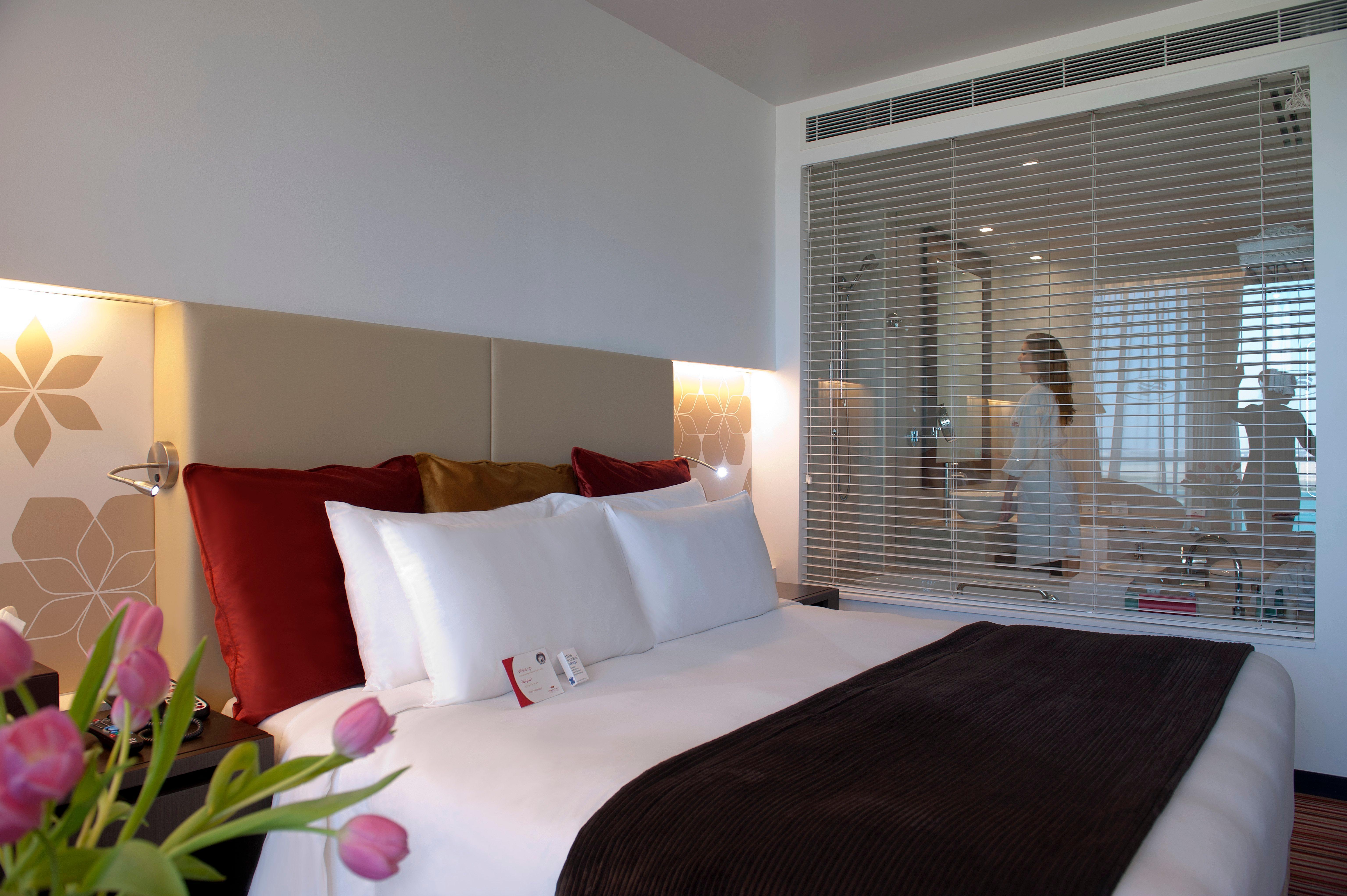Crowne Plaza Yas Island By Ihg Hotel Абу Даби Екстериор снимка