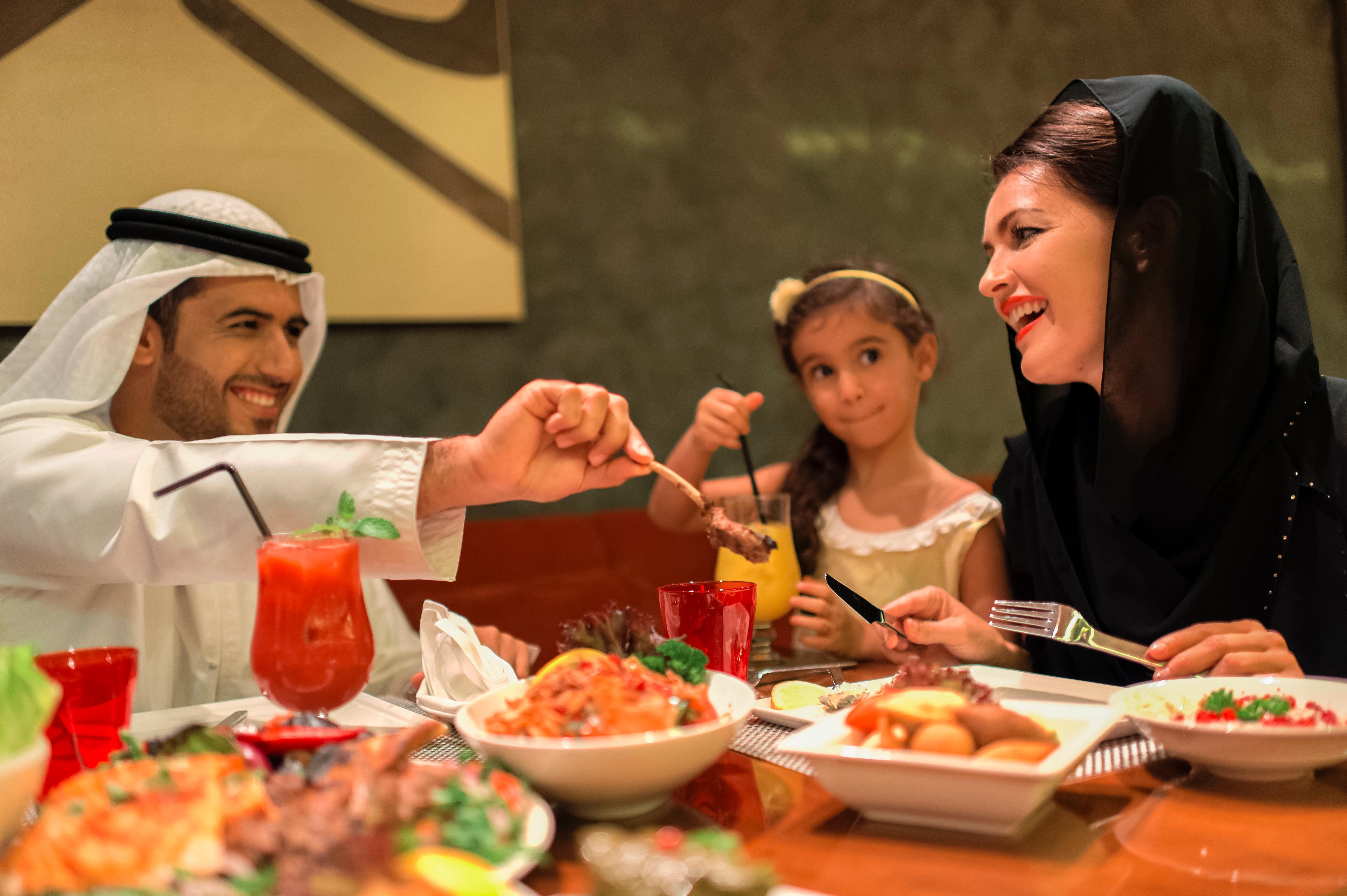 Crowne Plaza Yas Island By Ihg Hotel Абу Даби Екстериор снимка
