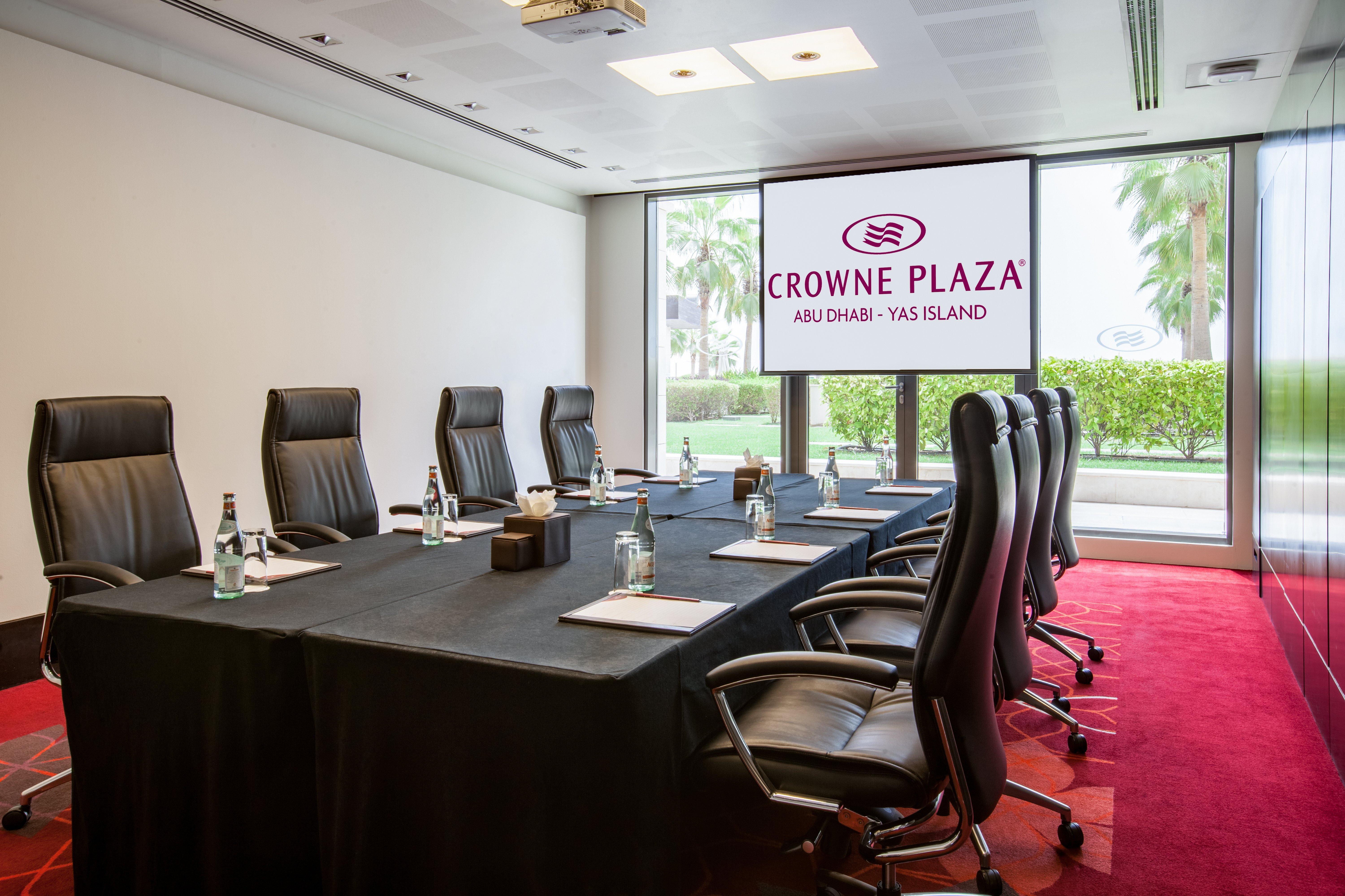 Crowne Plaza Yas Island By Ihg Hotel Абу Даби Екстериор снимка