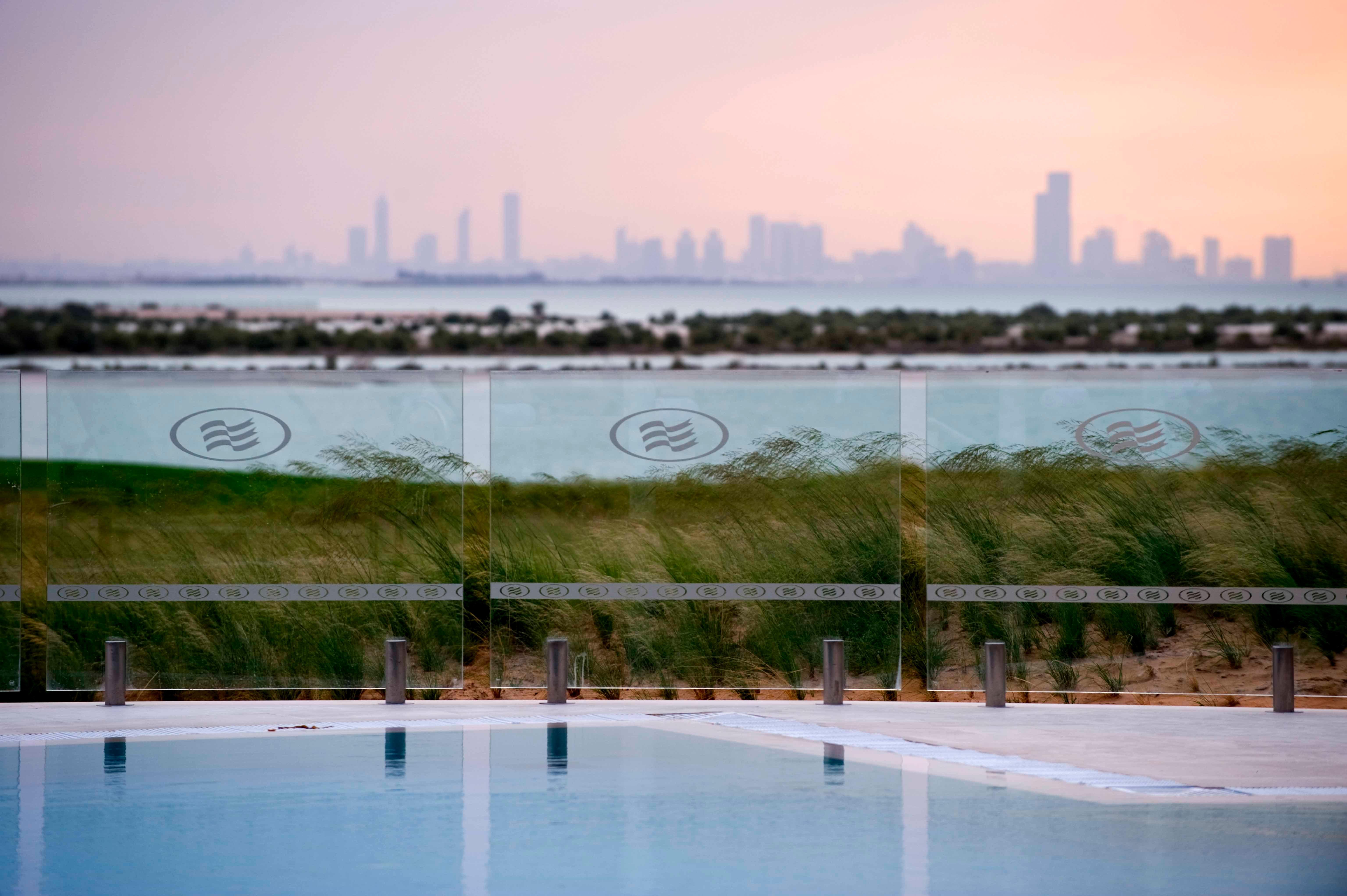 Crowne Plaza Yas Island By Ihg Hotel Абу Даби Екстериор снимка