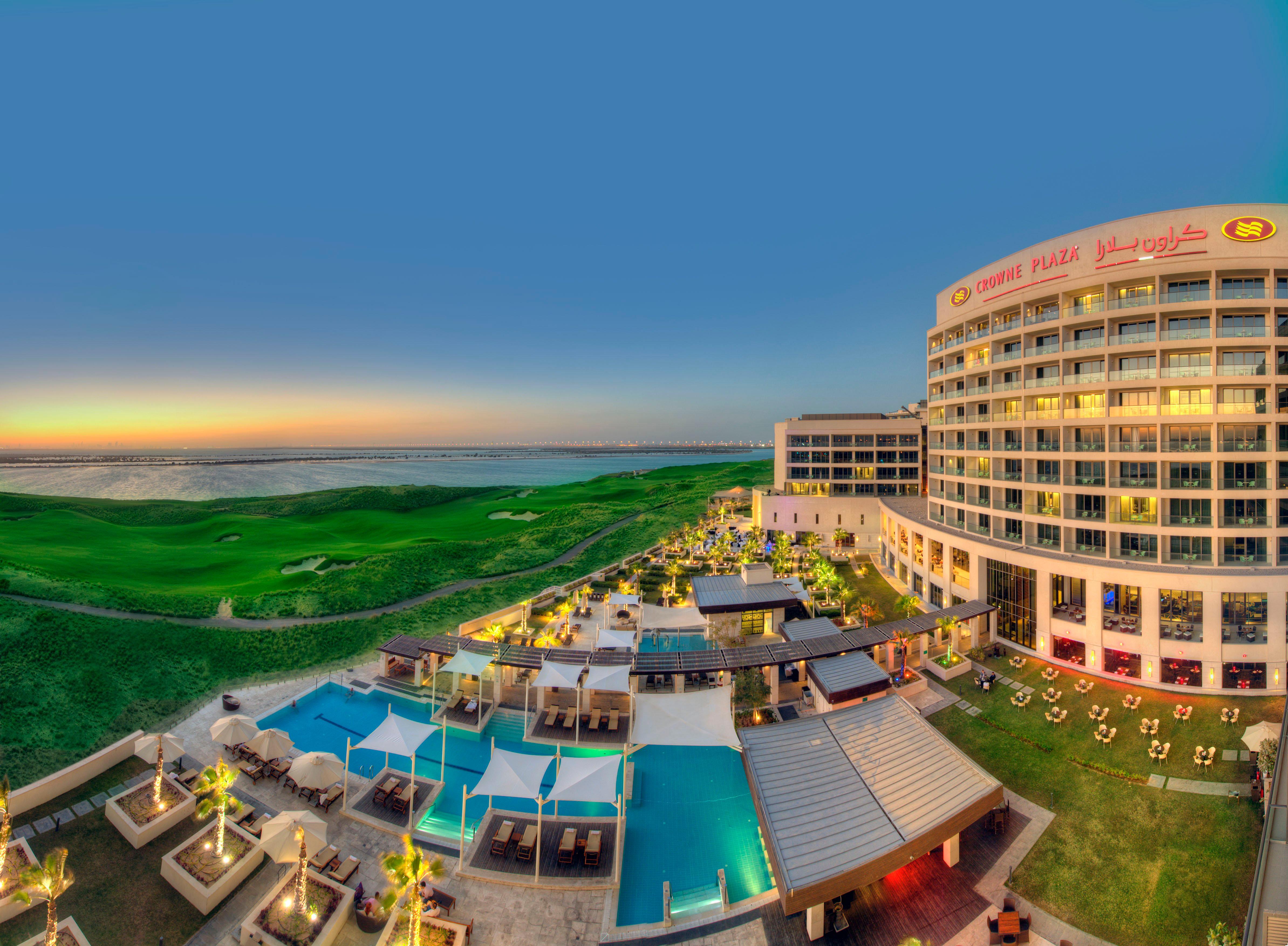 Crowne Plaza Yas Island By Ihg Hotel Абу Даби Екстериор снимка