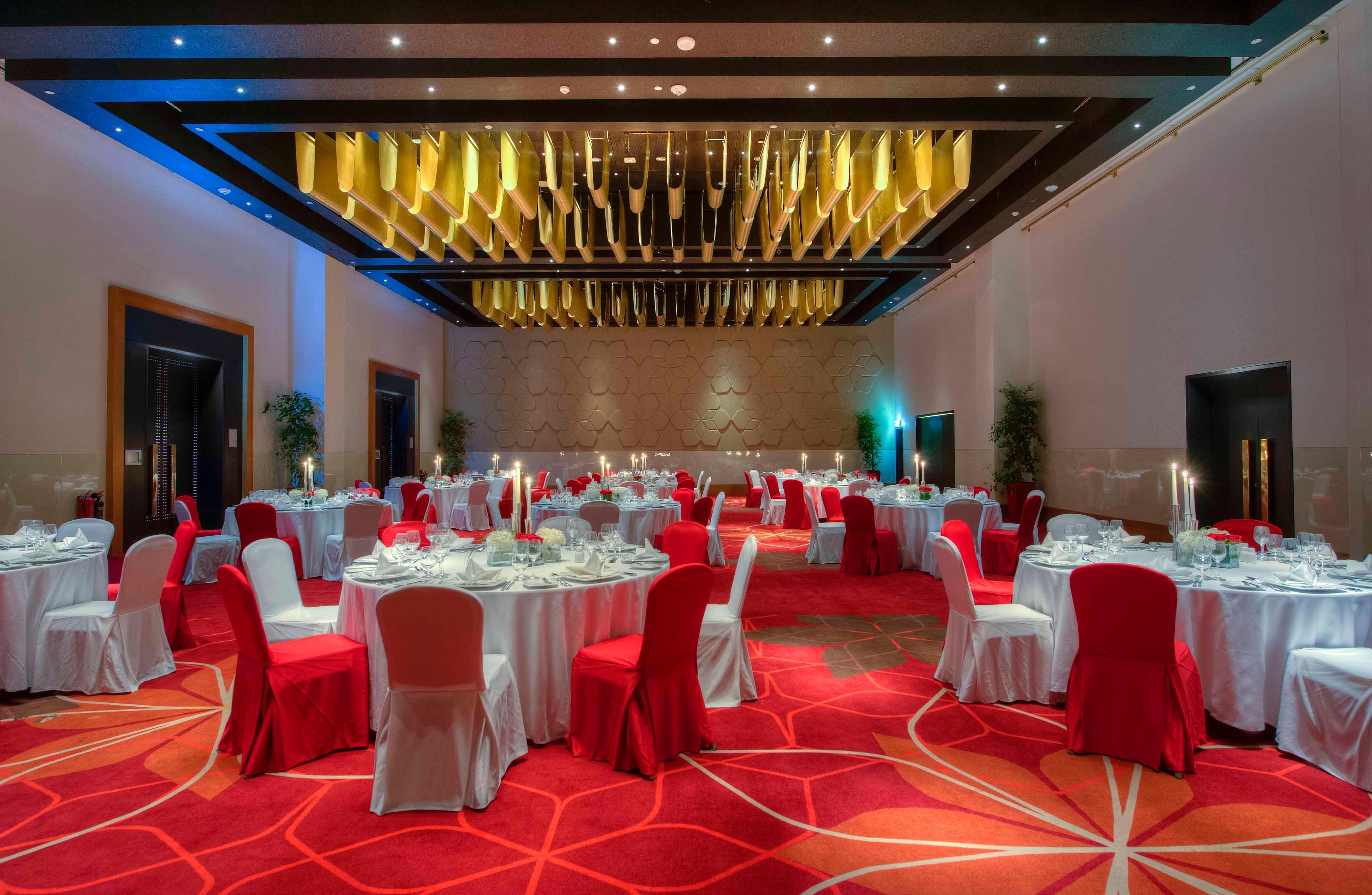 Crowne Plaza Yas Island By Ihg Hotel Абу Даби Екстериор снимка